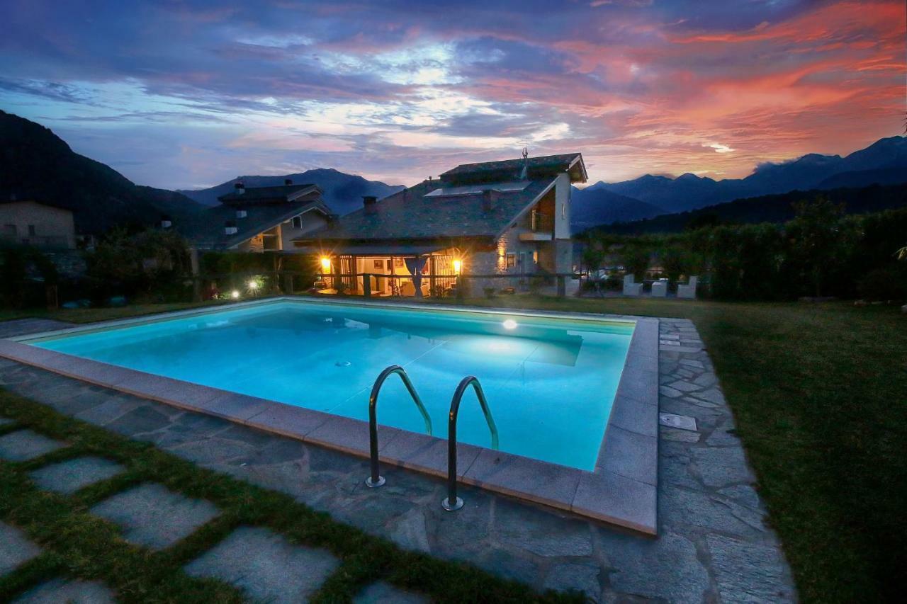 Villa La Corte With Amazing Pool And Garden Colico Eksteriør bilde